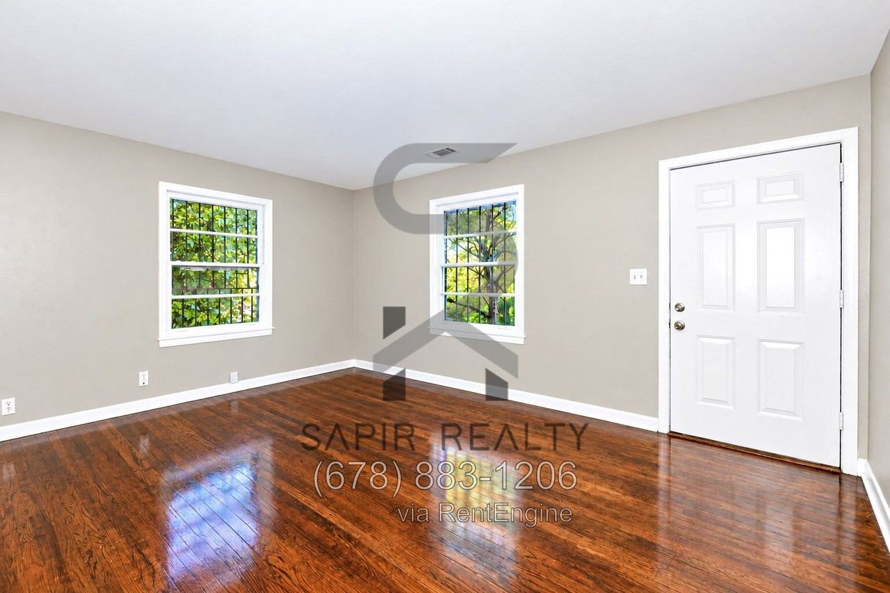 1017 Rebel Forest Dr Se - Photo 3 of 17