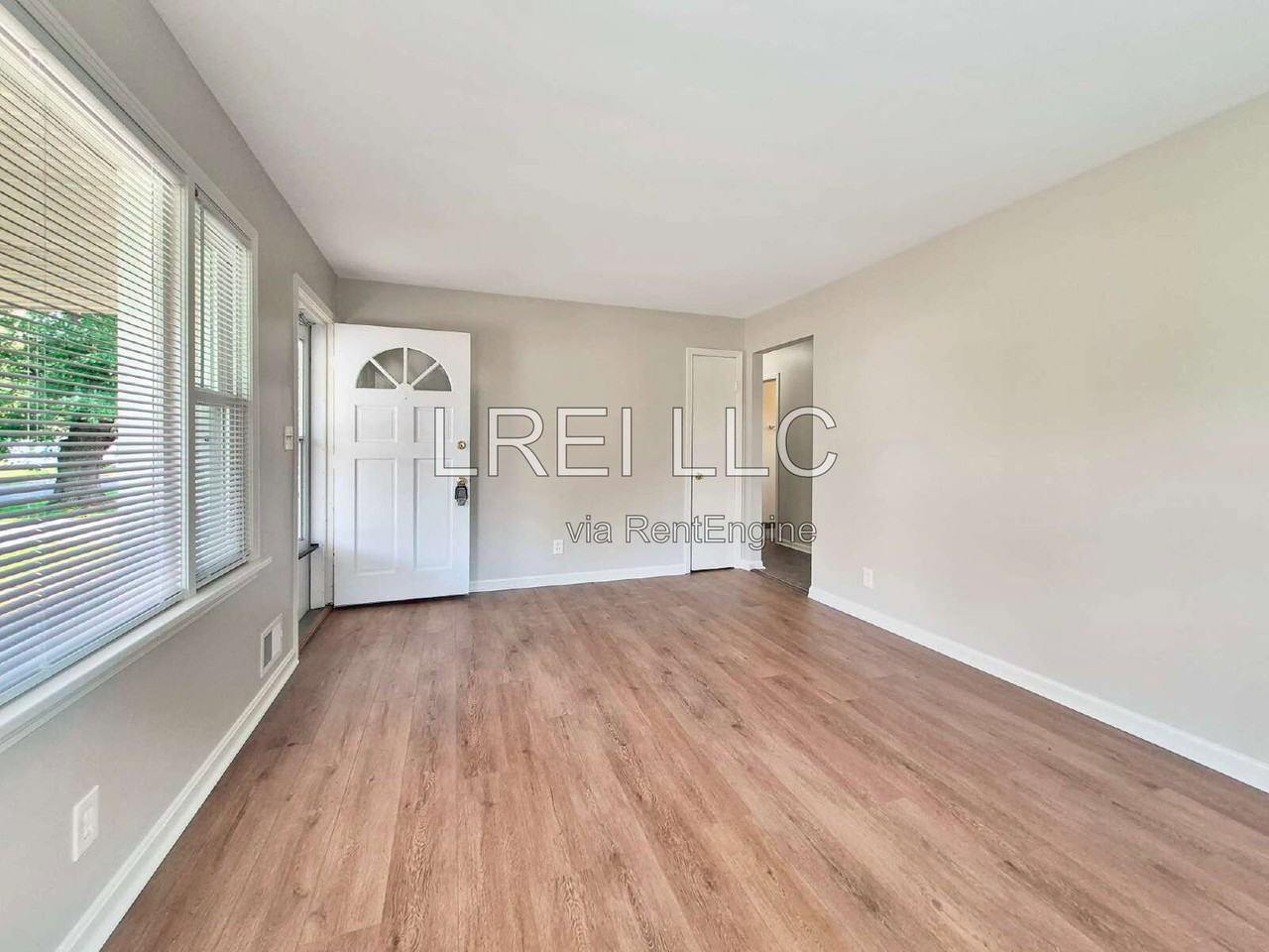 5006 Kendall Rd - Photo 2 of 15