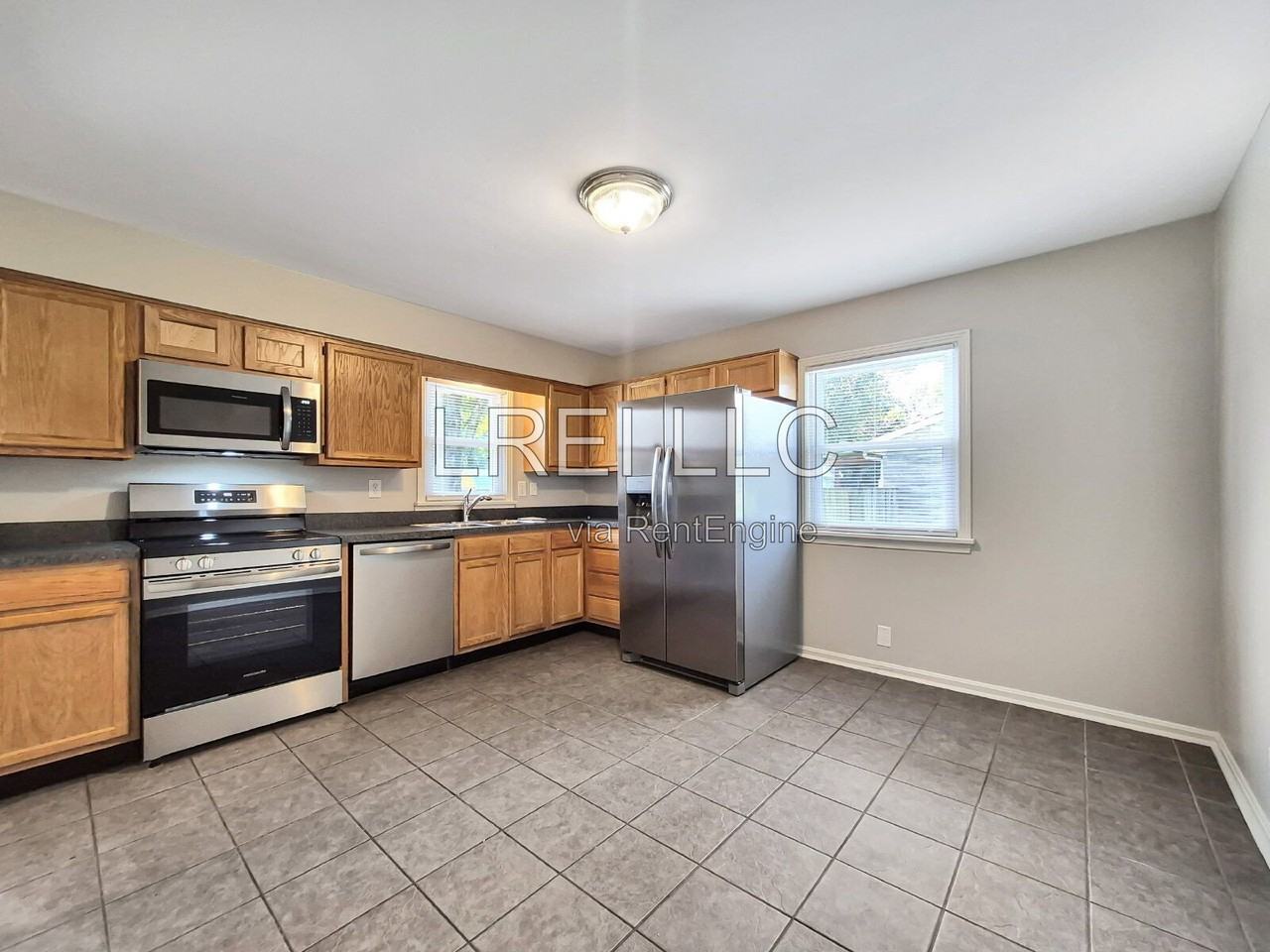 5006 Kendall Rd - Photo 3 of 15
