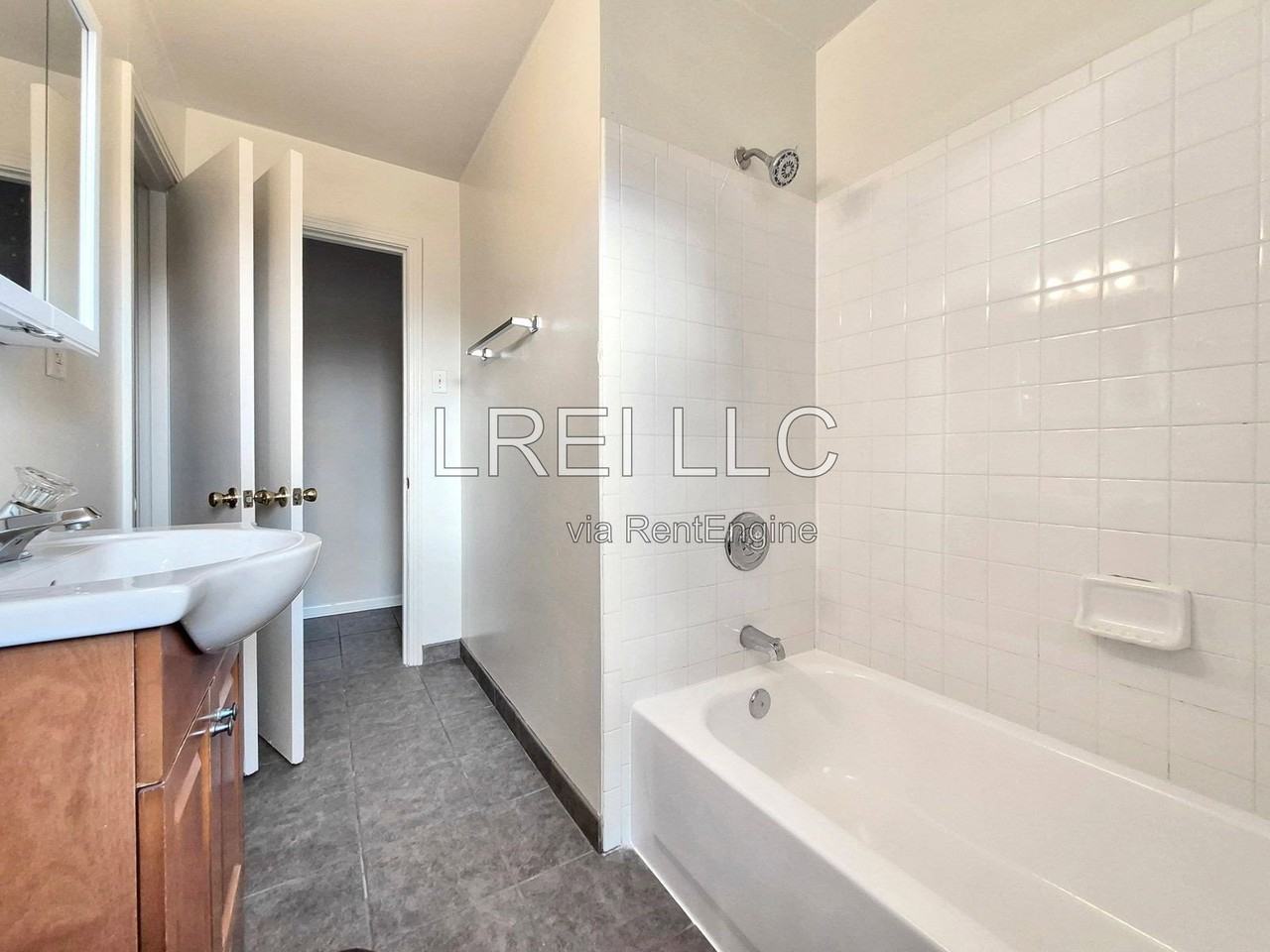 5006 Kendall Rd - Photo 6 of 15