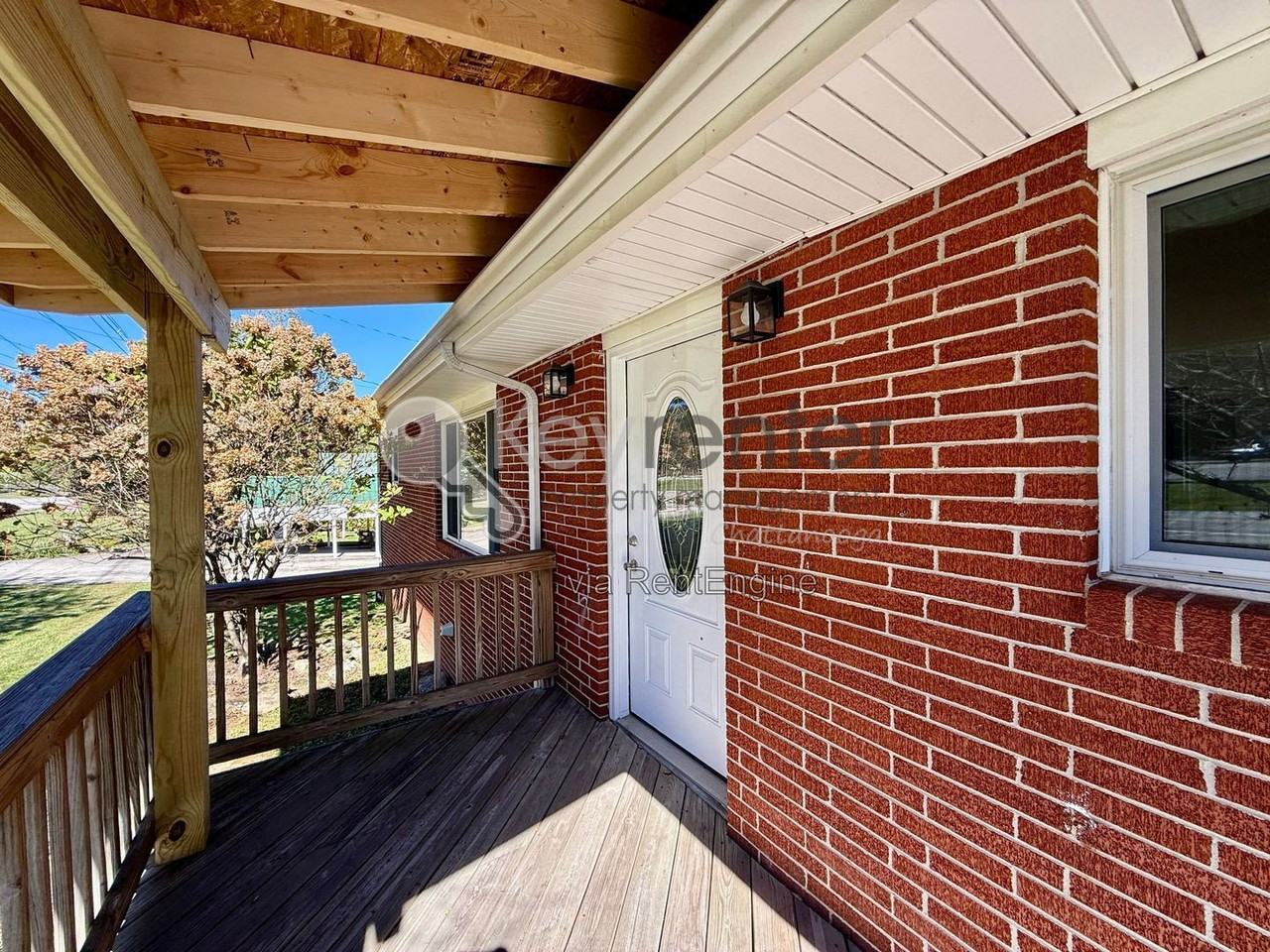 2804 Taft Hwy - Photo 2 of 21