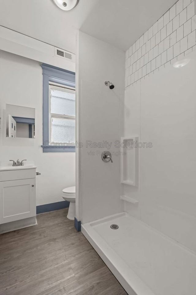 512 Fassen St #2F - Photo 7 of 23