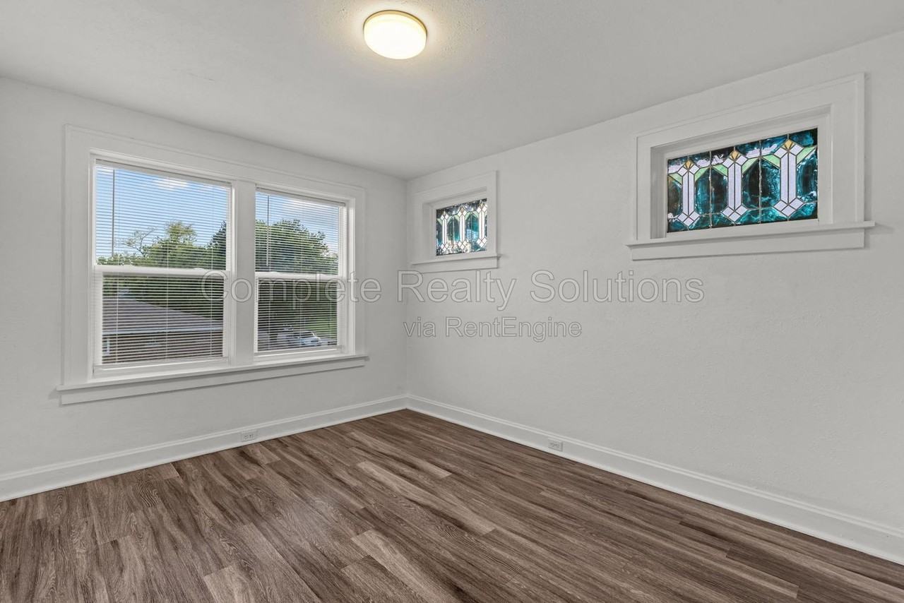 119 Eichelberger St #2W - Photo 7 of 23