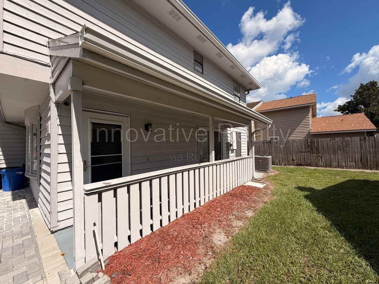 523 Boxelder Ave - Photo 2 of 28