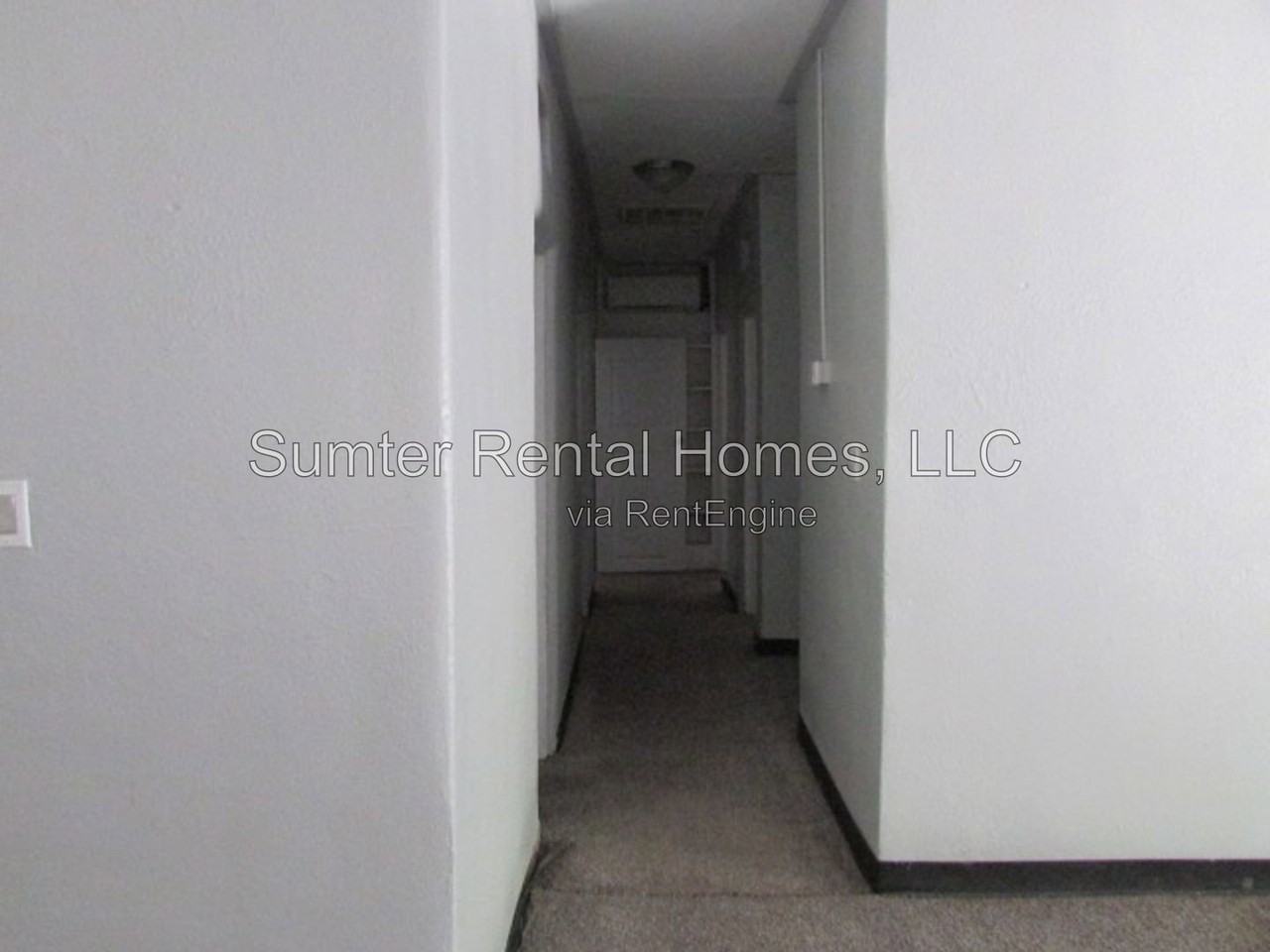 11 Burgess Ct - Photo 3 of 12