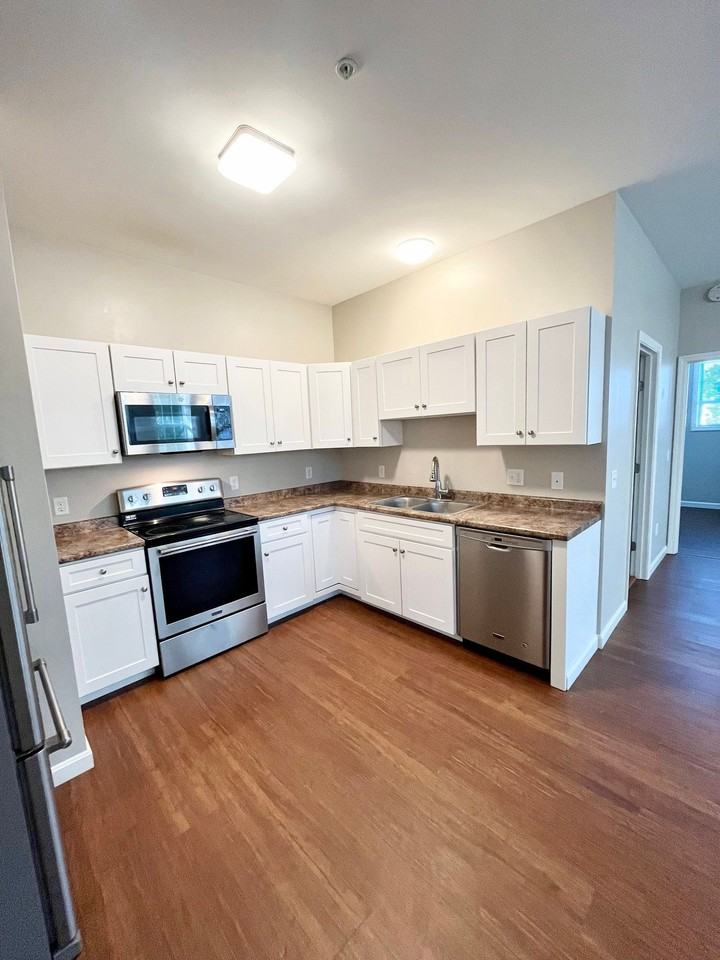 53 River St #3 - Photo 7 of 30