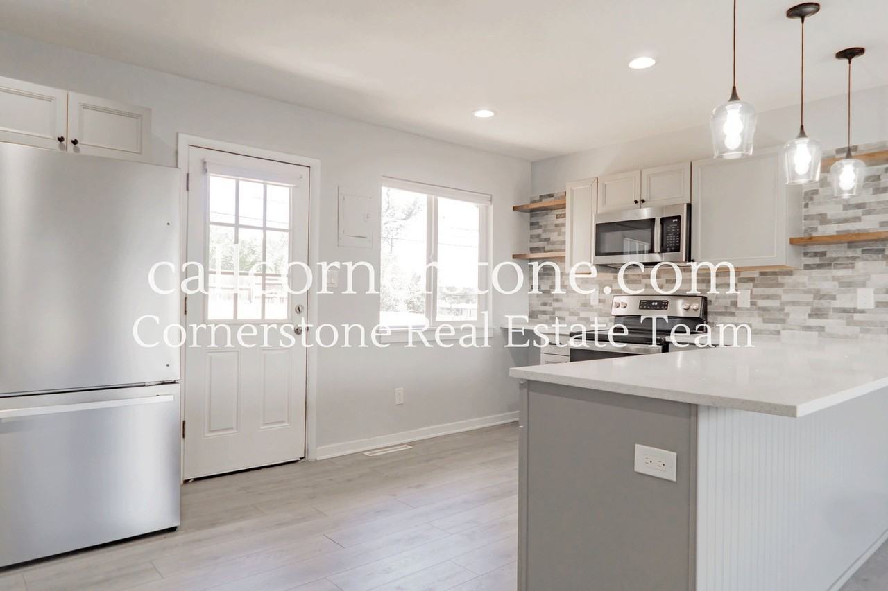 935 Hayden Dr - Photo 6 of 19