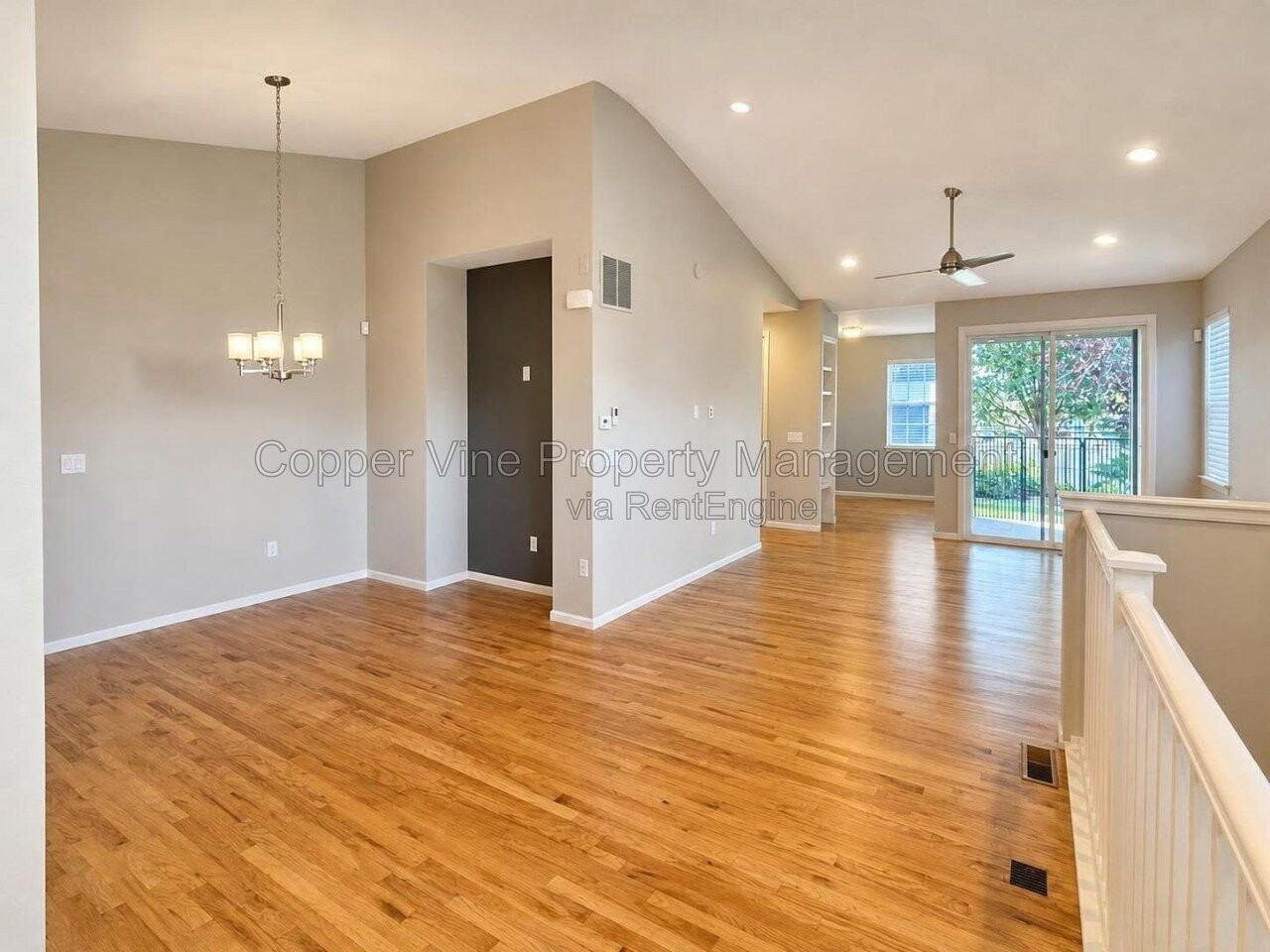1307 Lander Ln - Photo 5 of 39