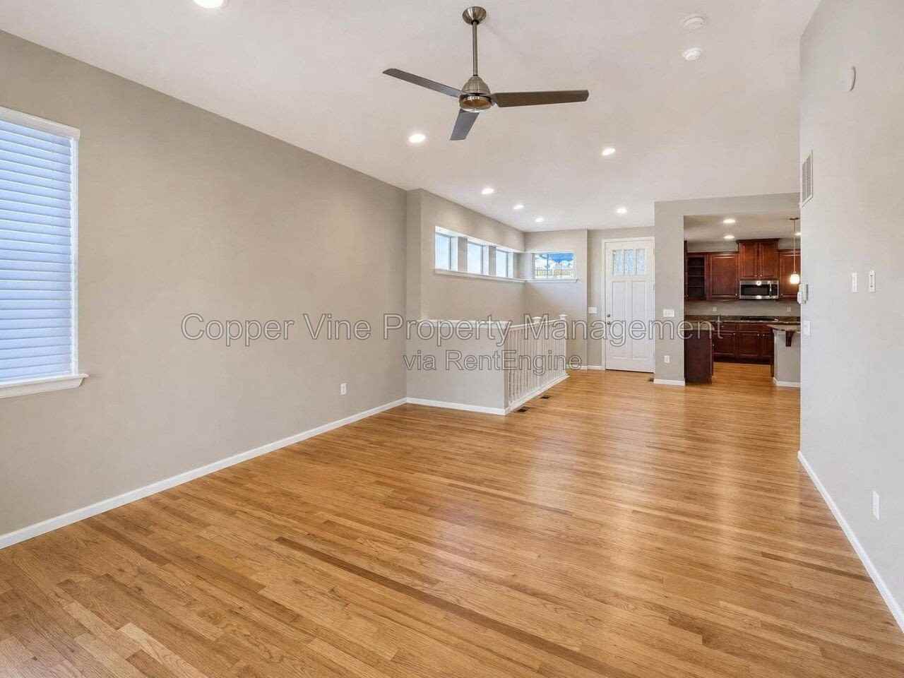 1307 Lander Ln - Photo 7 of 39
