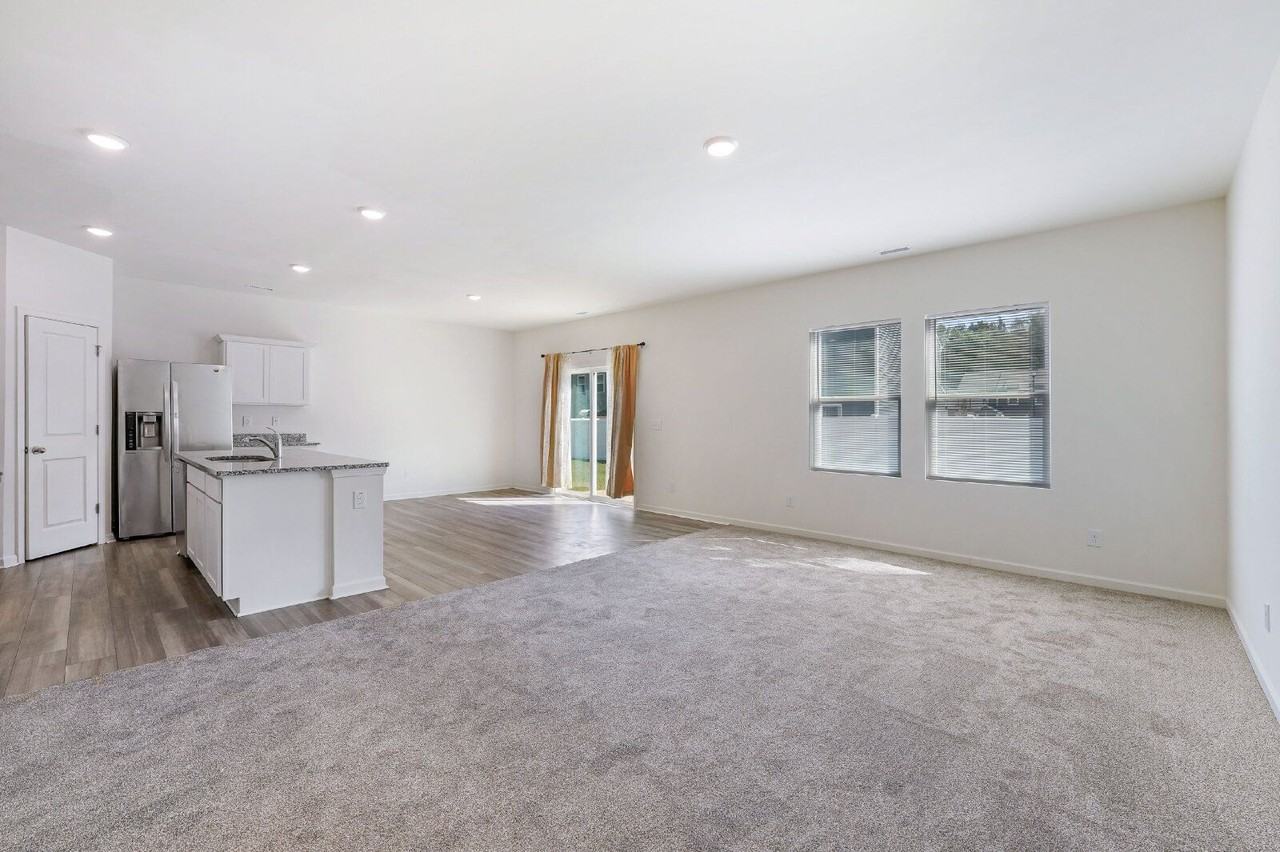 21 Hidden Glen Ct - Photo 4 of 32