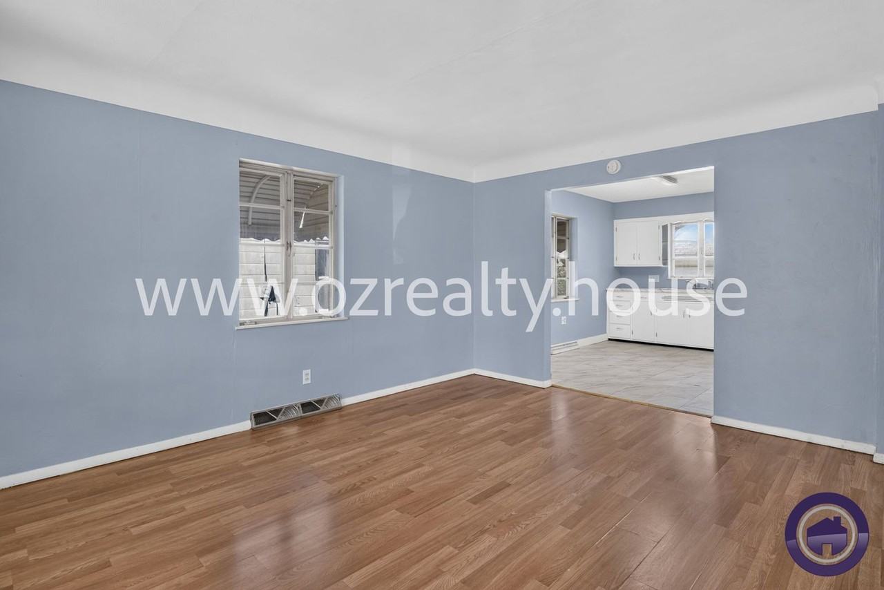 1758 Giant St - Photo 5 of 17