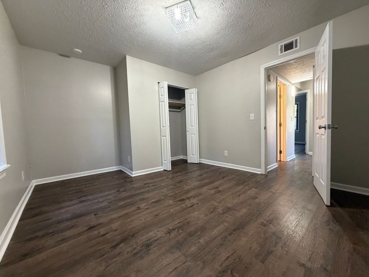 110 Kenton Ct #12 - Photo 5 of 13