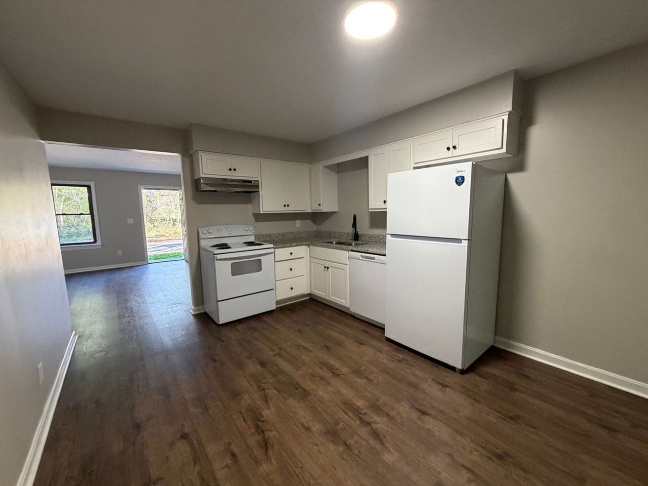 110 Kenton Ct #12 - Photo 6 of 13