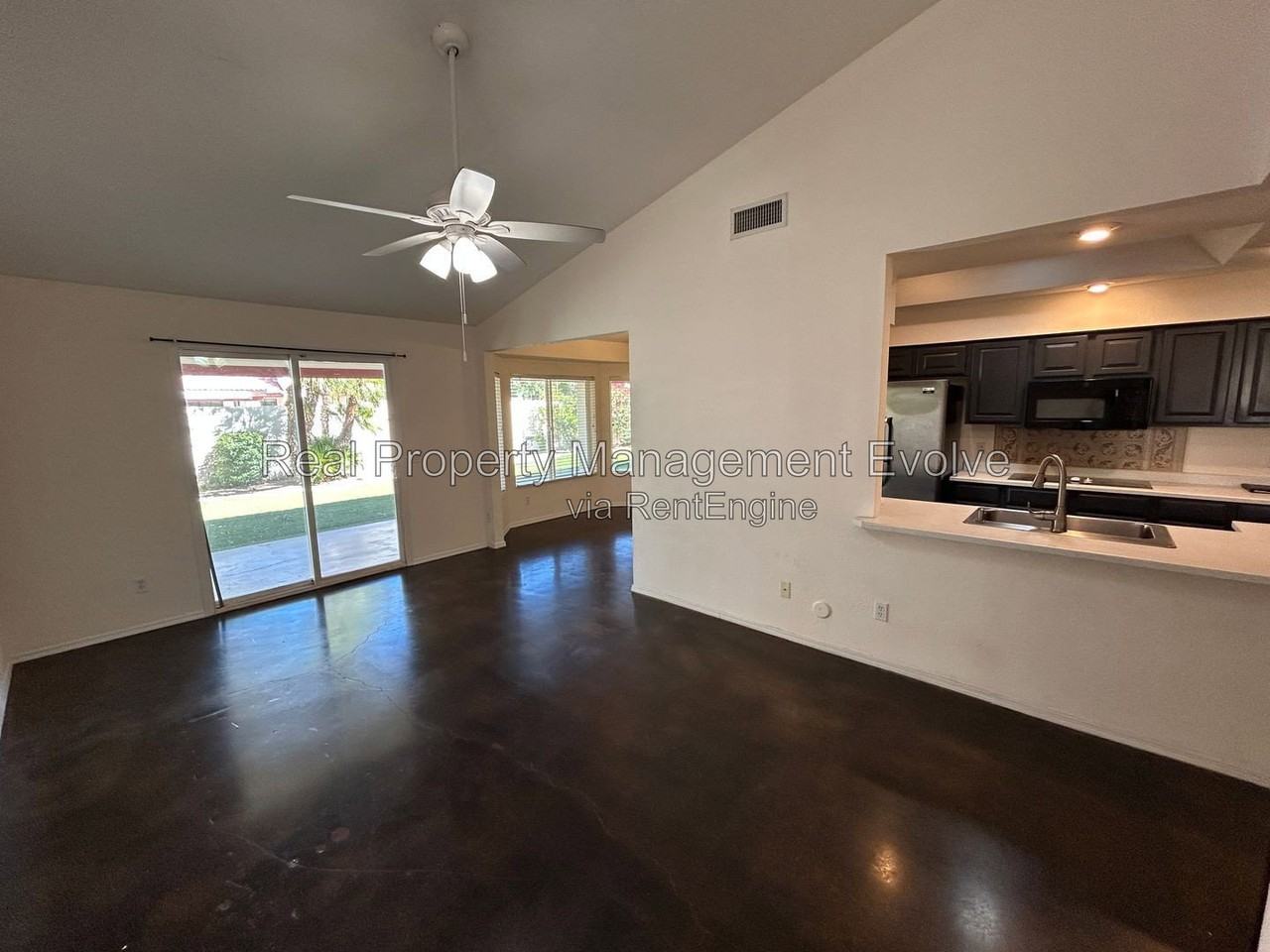 6704 W Kristal Way - Photo 4 of 19