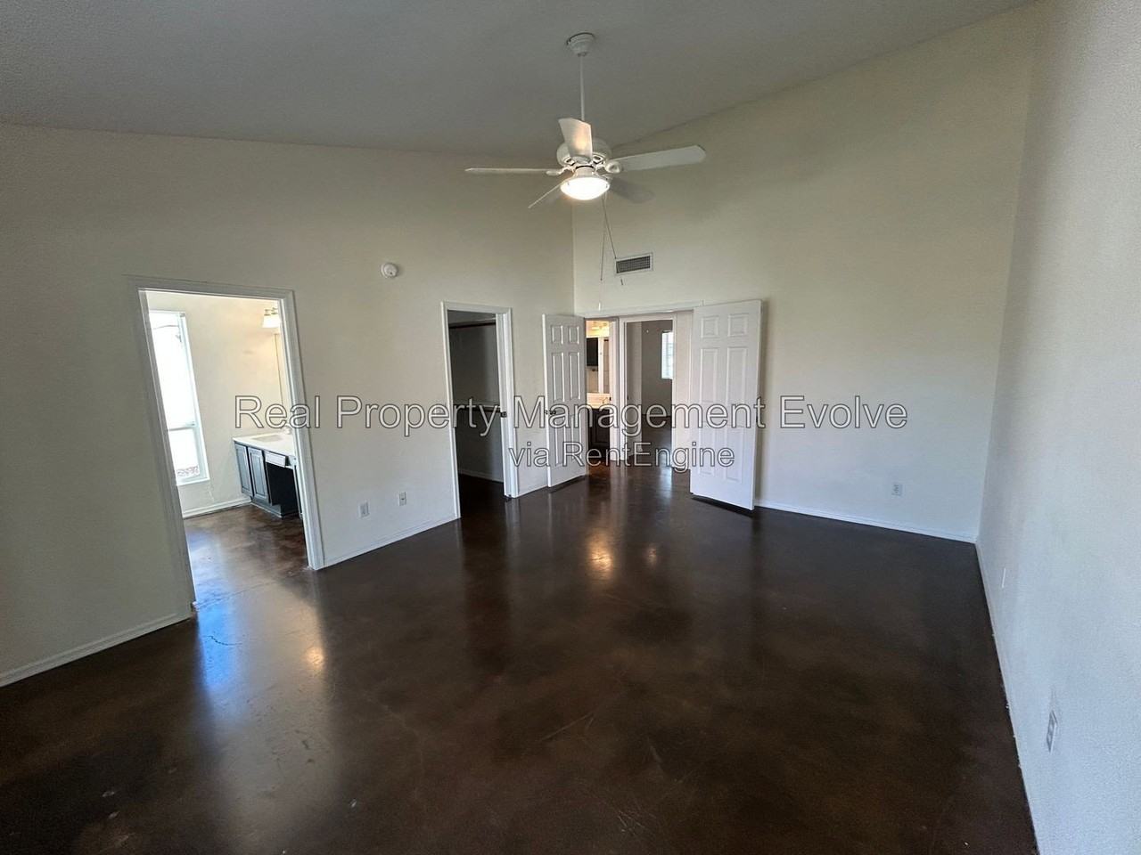 6704 W Kristal Way - Photo 7 of 19