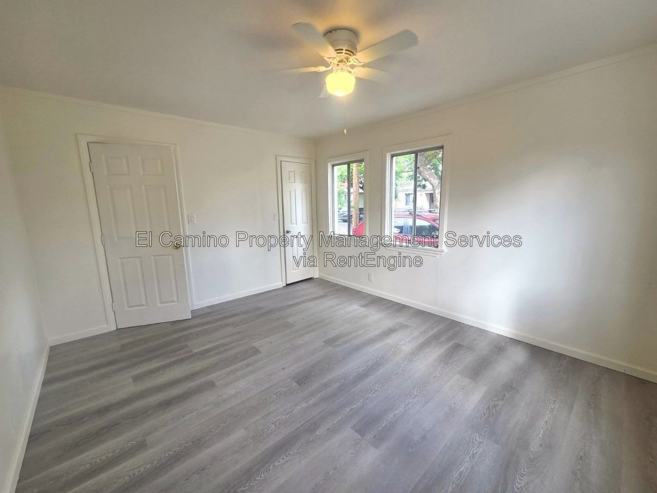 3048 E 64th St - Photo 7 of 10