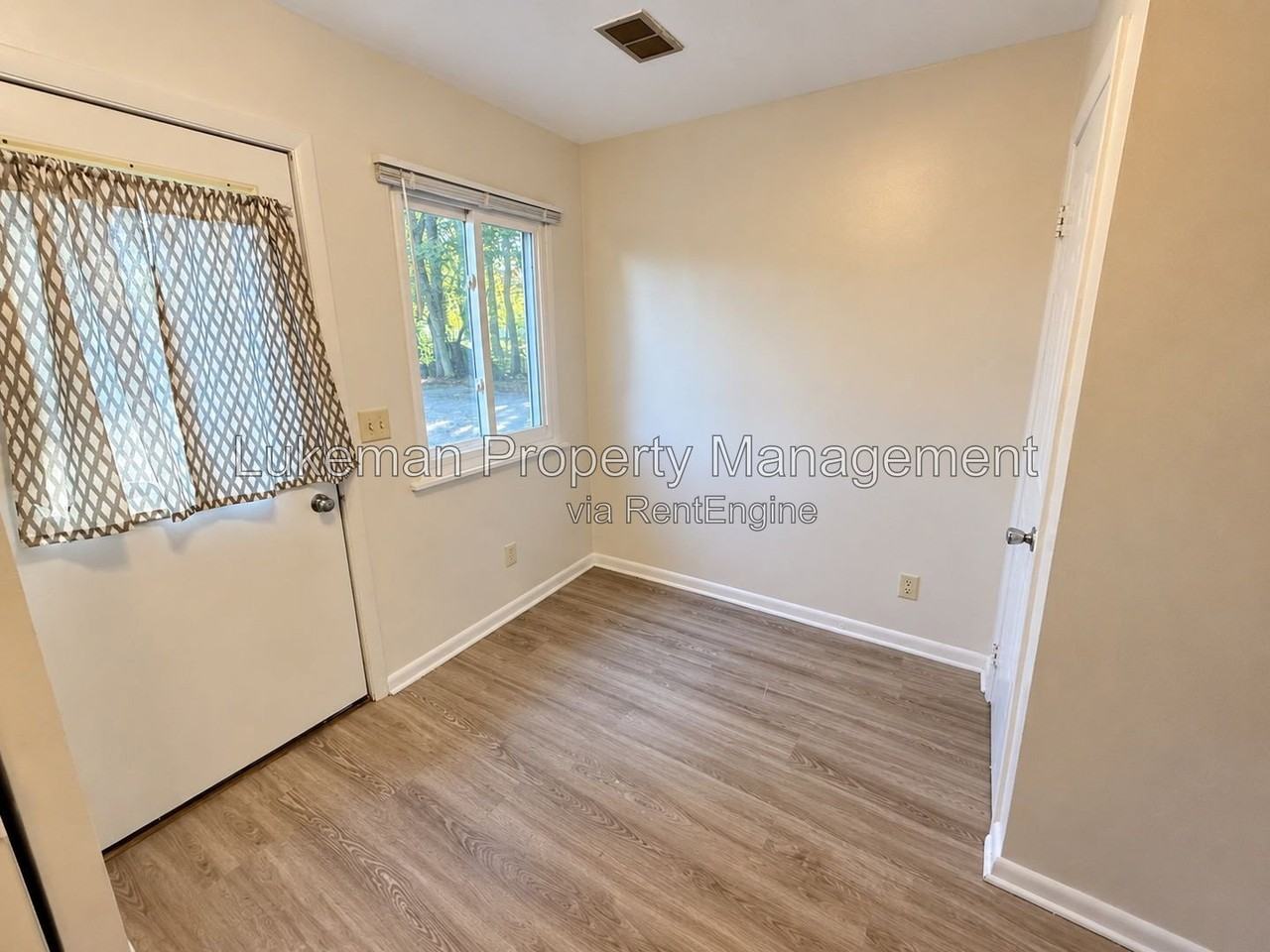 518 N Clarendon St #518 - Photo 5 of 10