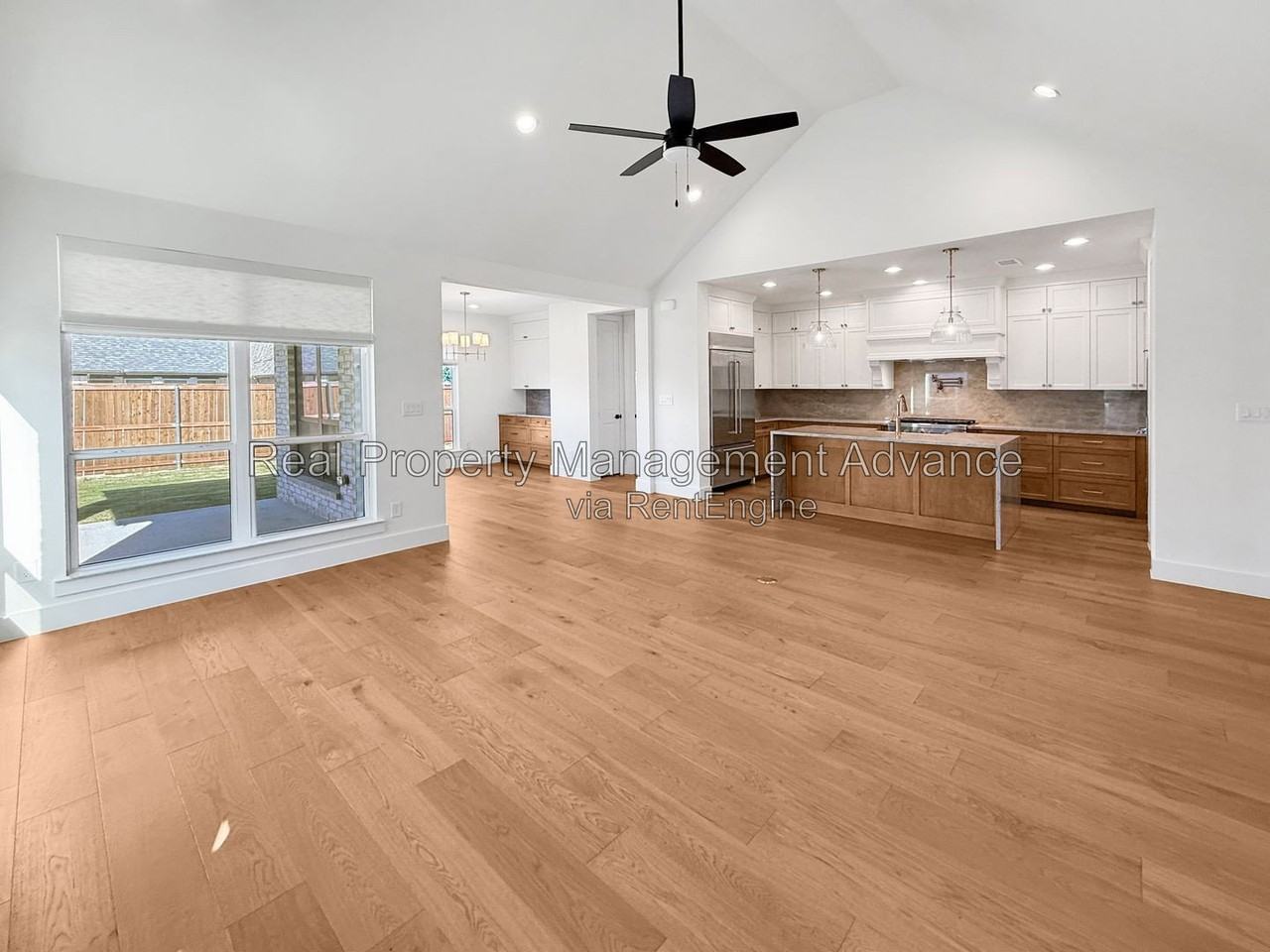 3320 Lacebark Ln - Photo 6 of 24