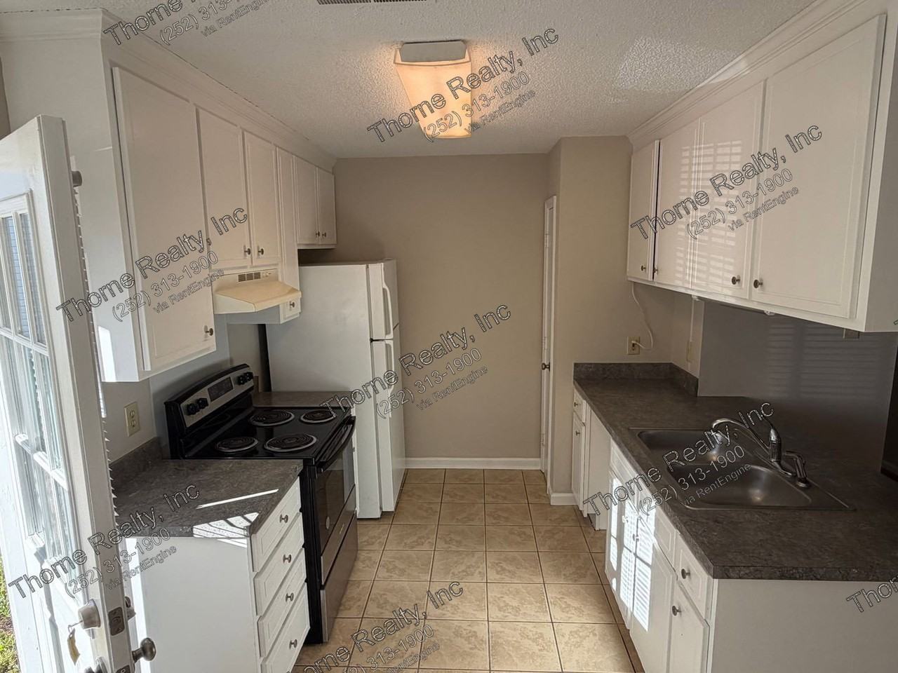 104 Sebastian Way - Photo 2 of 10
