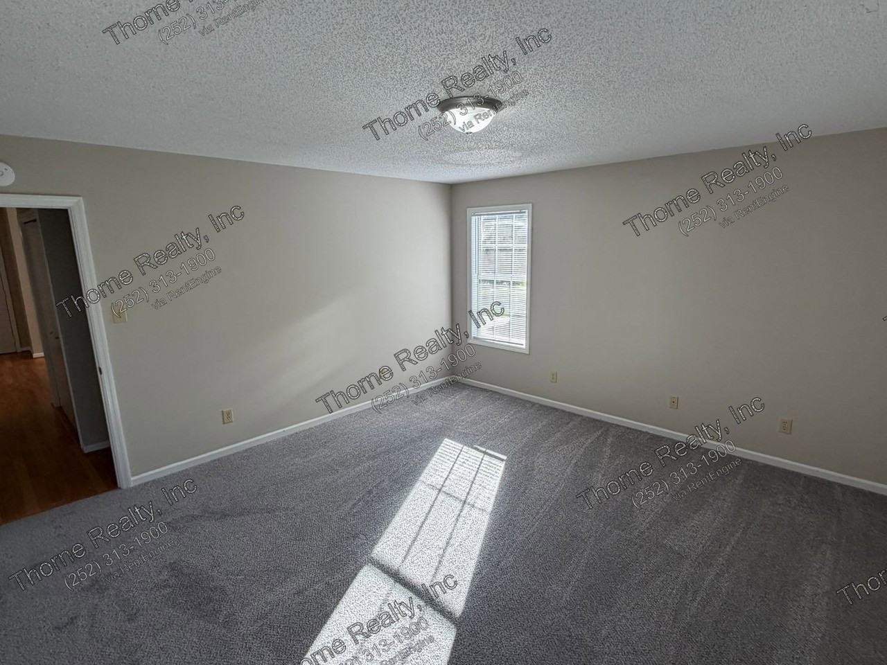 104 Sebastian Way - Photo 7 of 10