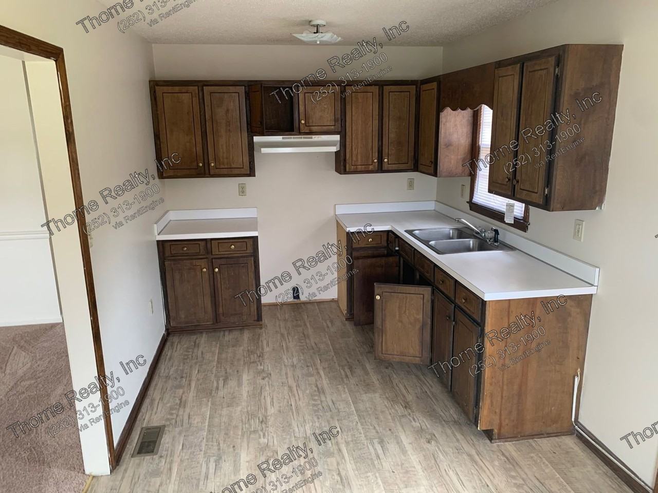 116 Ashland Ave - Photo 2 of 11