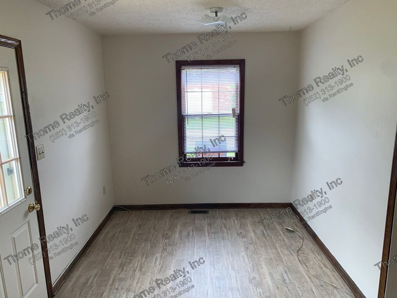116 Ashland Ave - Photo 3 of 11