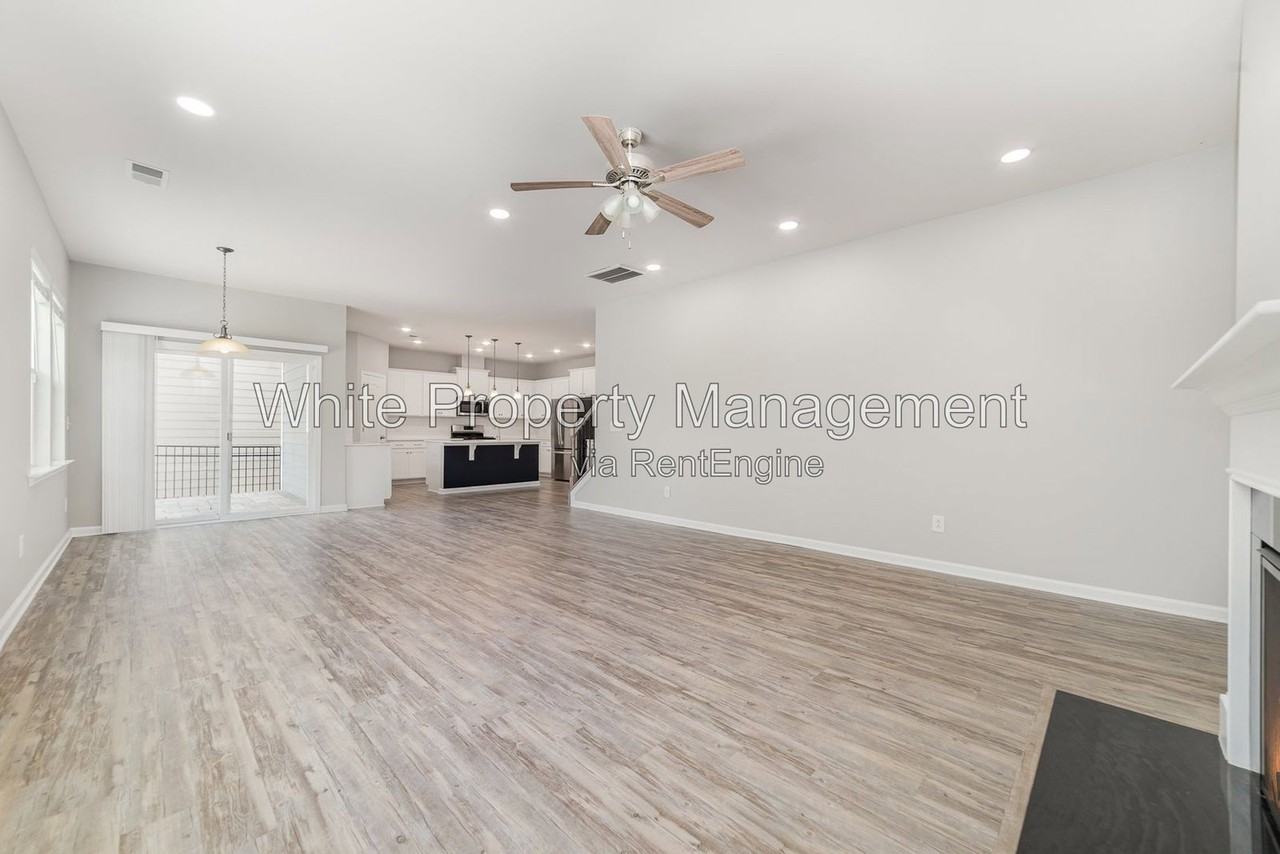 757 Garrett Green Way - Photo 6 of 42