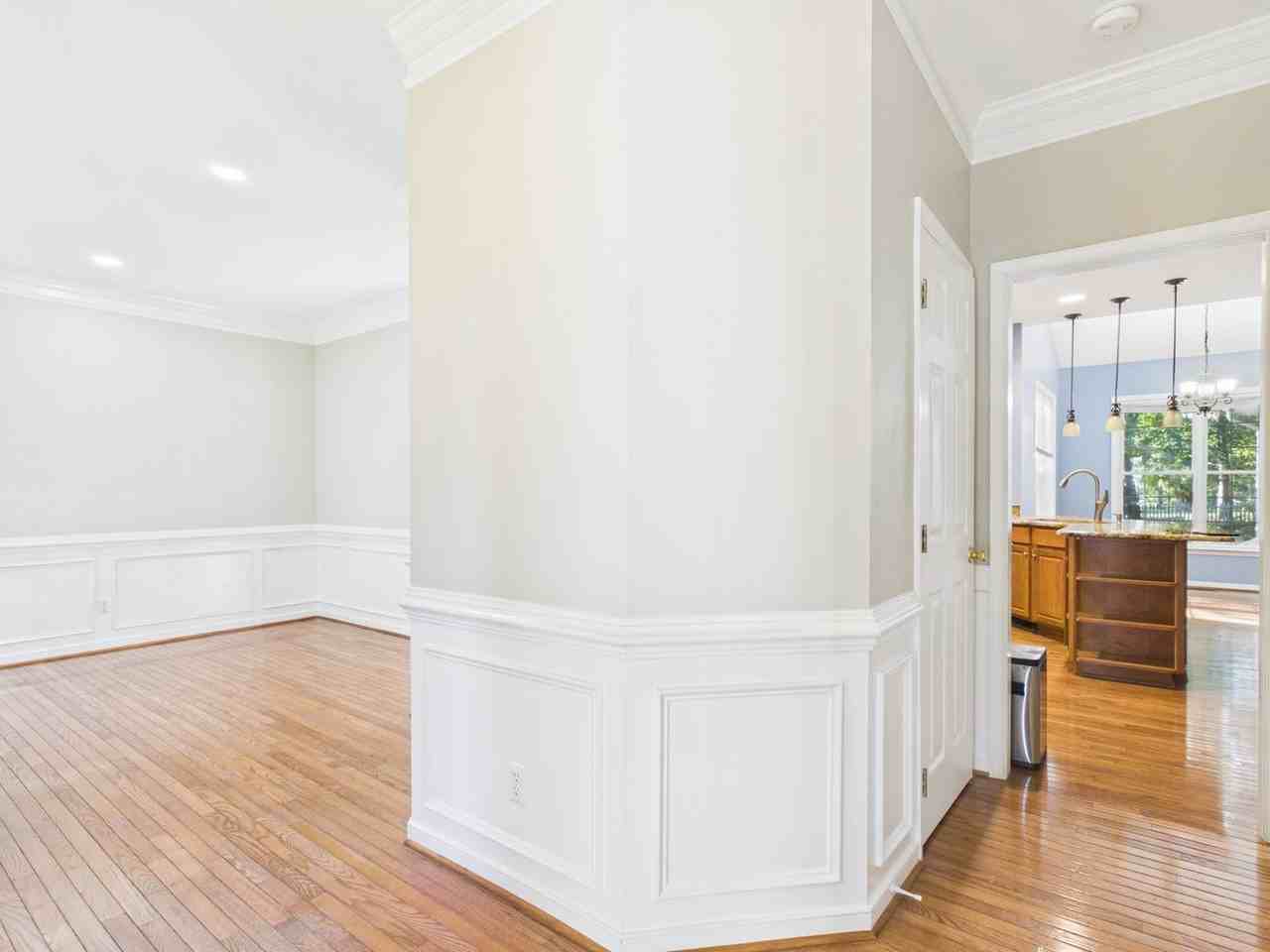 3309 White Chimneys Ct - Photo 6 of 50