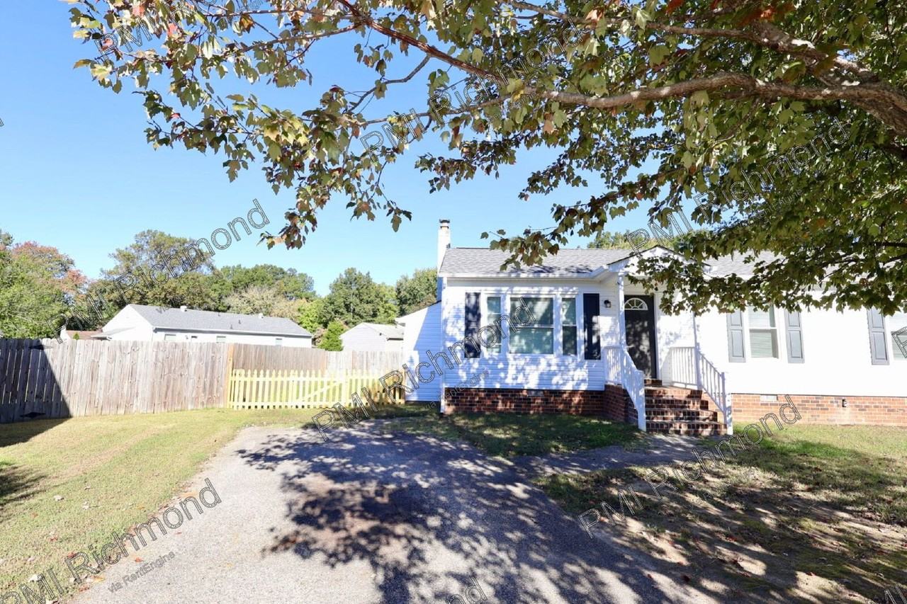 6004 Hunterstand Ln - Photo 3 of 31