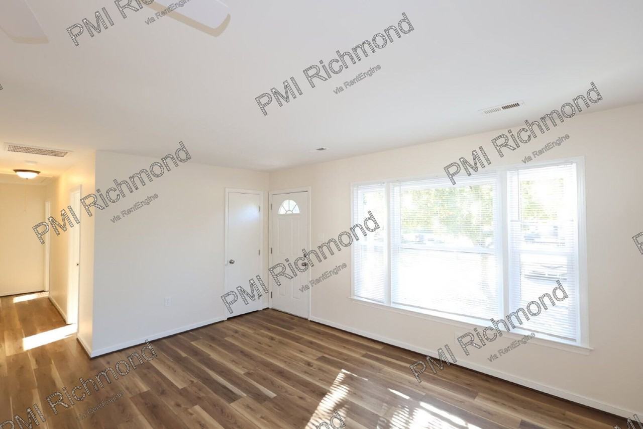 6004 Hunterstand Ln - Photo 5 of 31