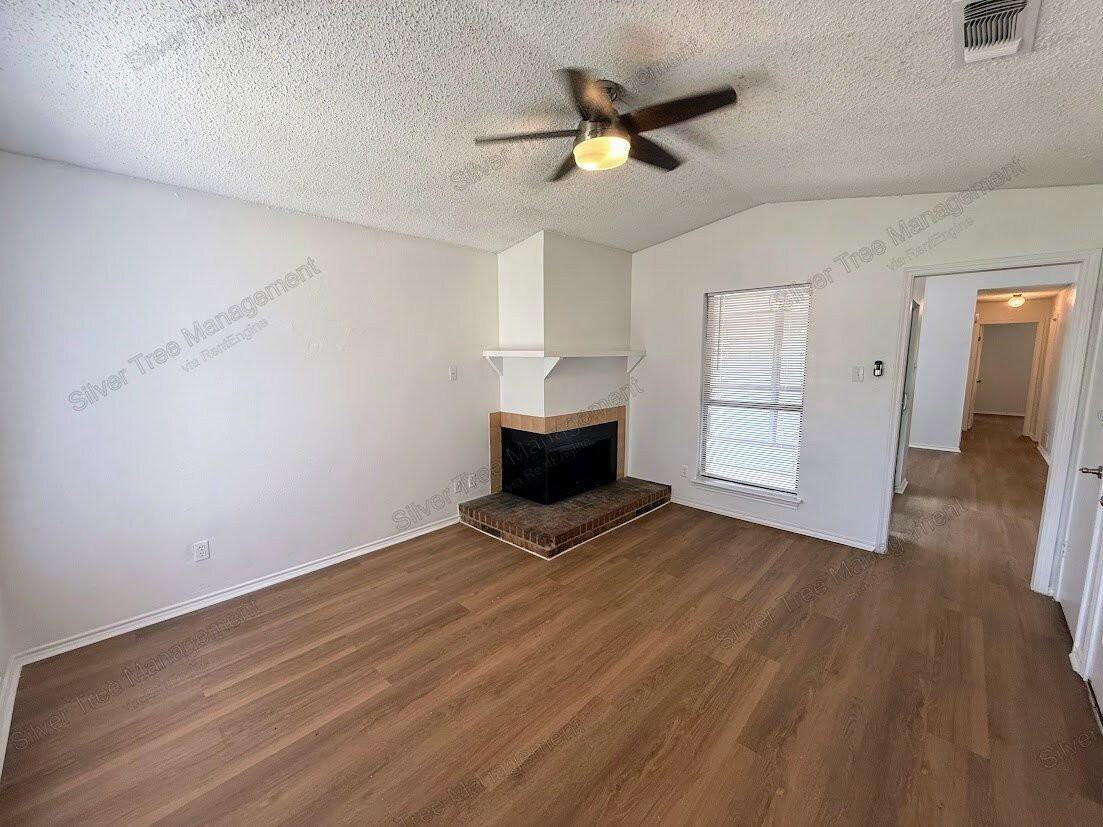 6845 S Creek Dr - Photo 3 of 31