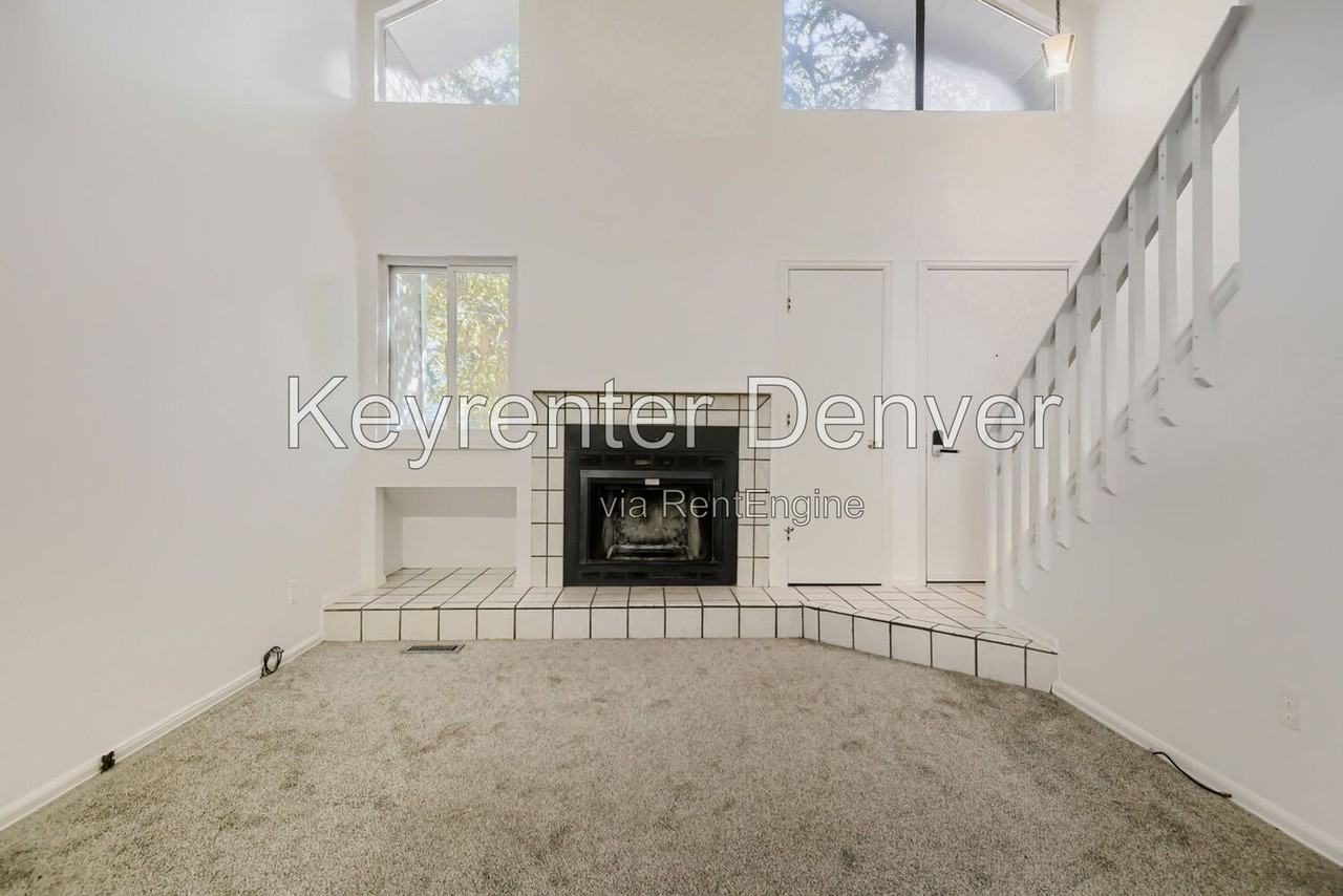 11648 E Cedar Ave - Photo 4 of 18