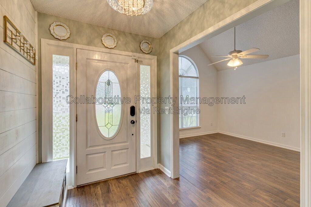 101 Barons Way - Photo 3 of 22