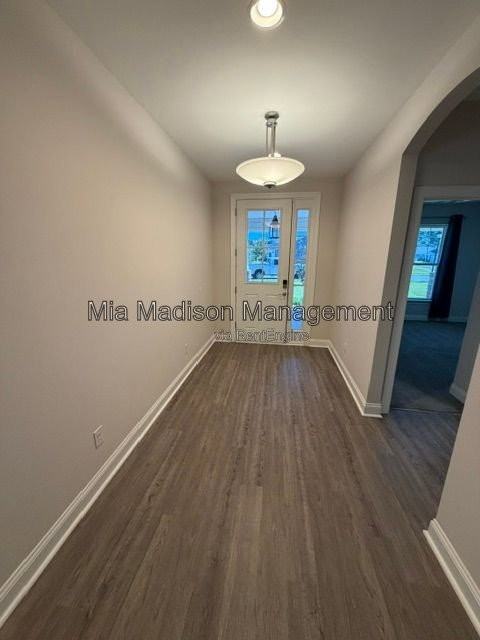 255 Mcqueen Dr - Photo 3 of 33