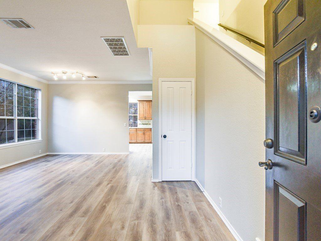 1604 Serenity Springs Cv - Photo 3 of 25