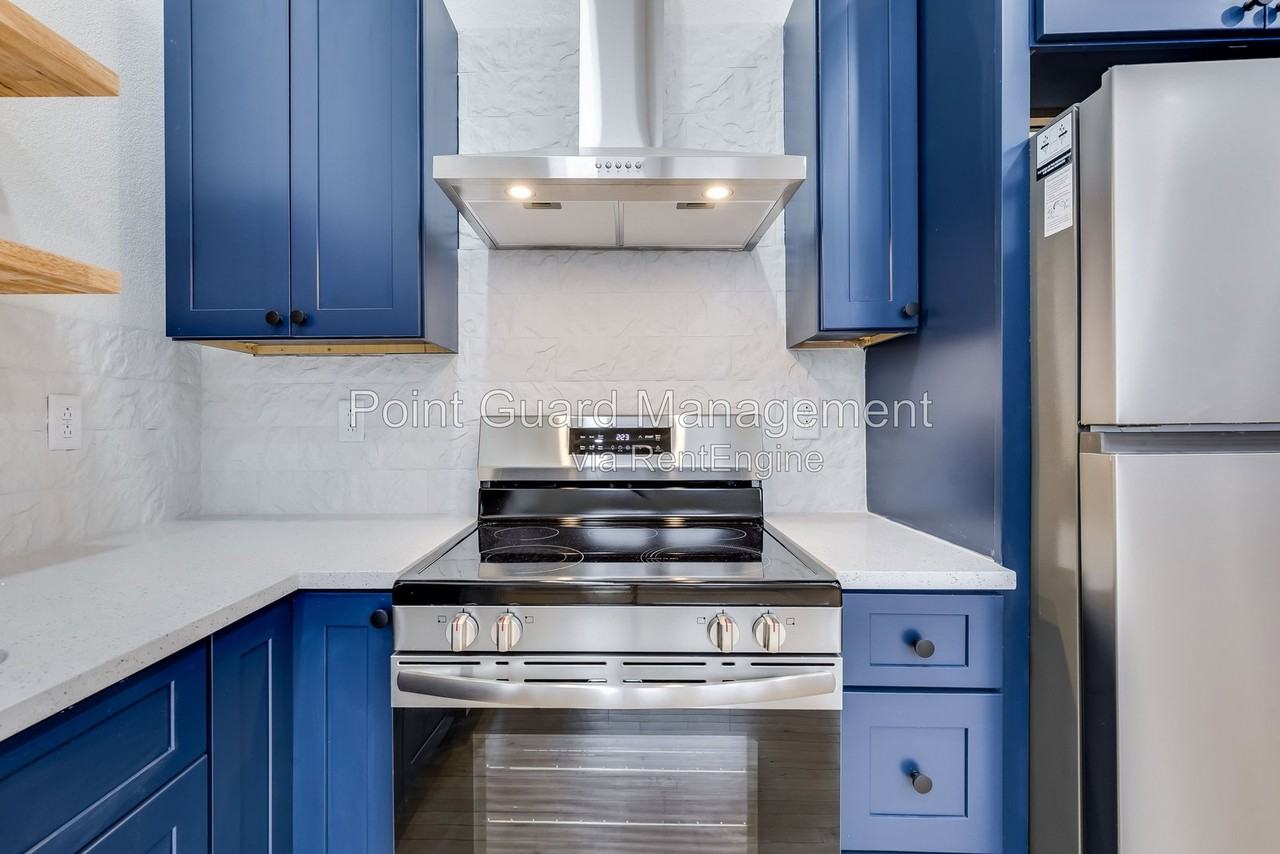 301 S Meridian Ave #204 - Photo 7 of 16