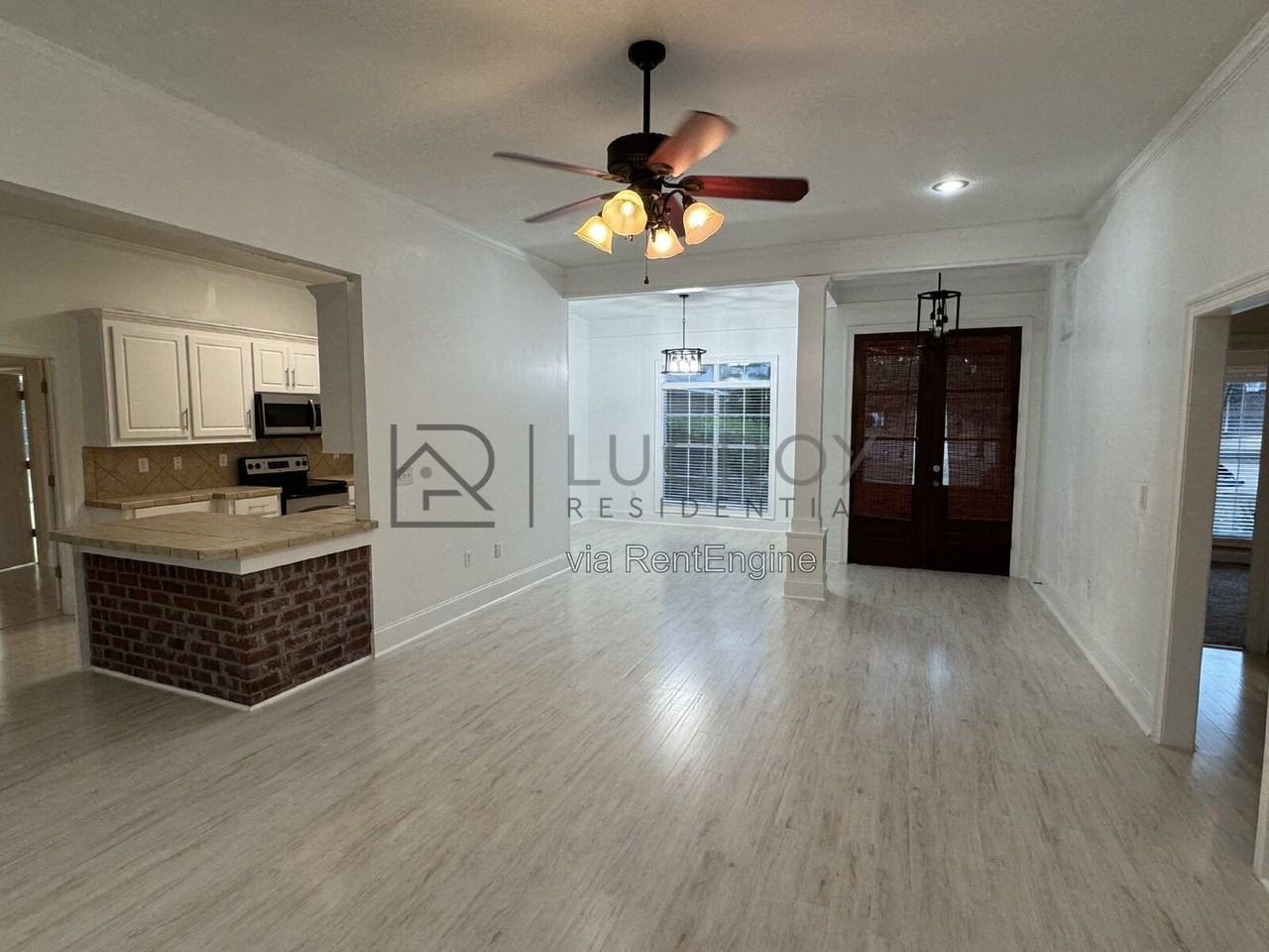 107 Kenzie Ct - Photo 3 of 18