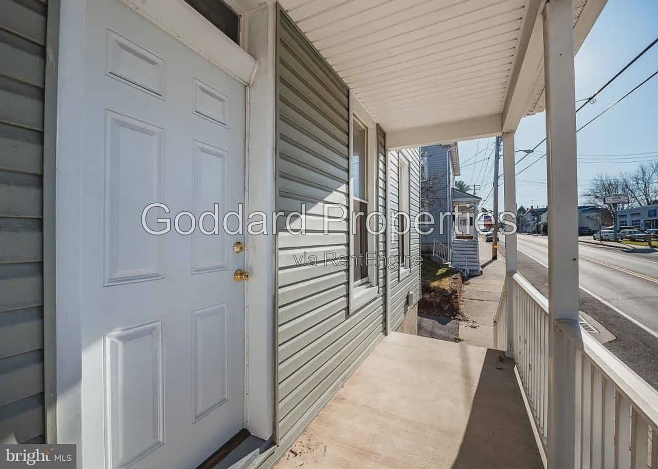 130 W Baltimore St - Photo 4 of 24