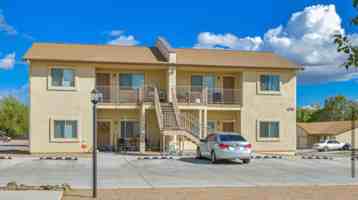featured image of 470 Serenity Ct