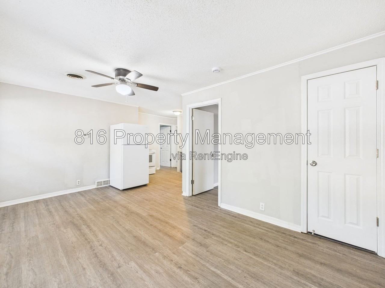 1901 S Ash Ave - Photo 4 of 22