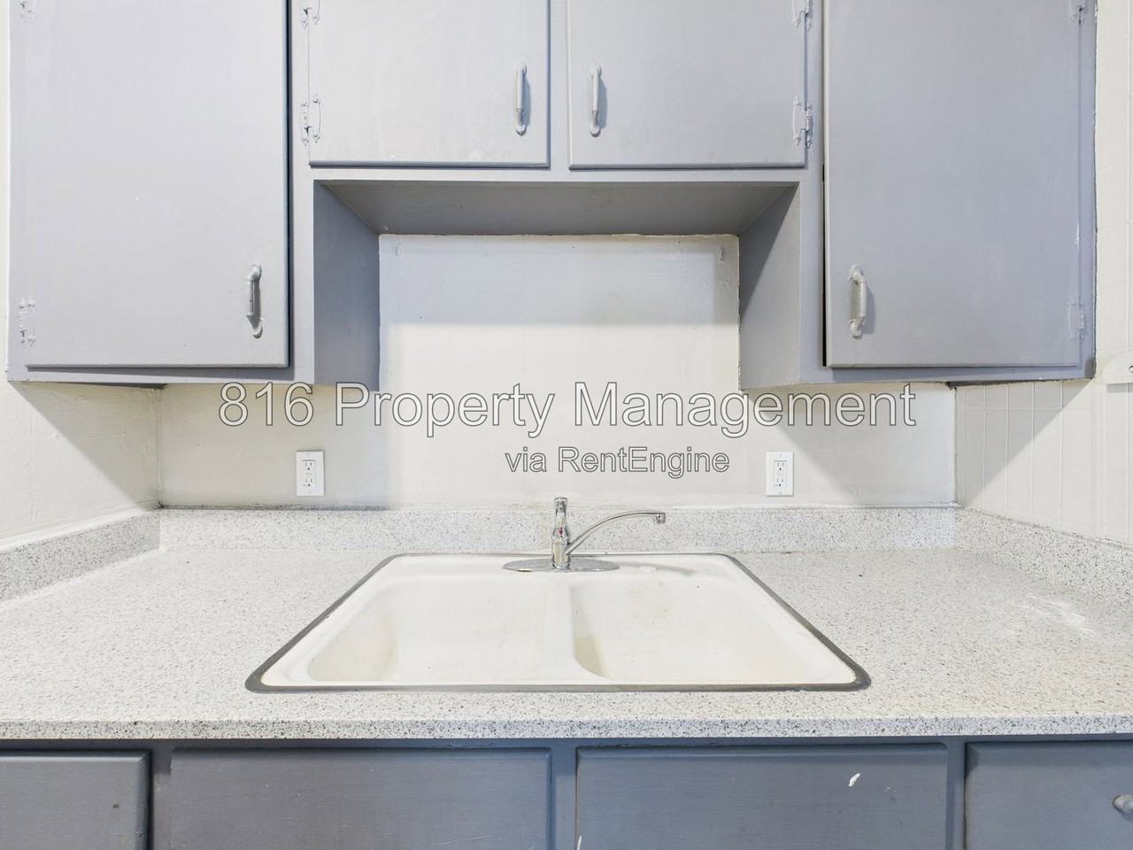 1901 S Ash Ave - Photo 6 of 22