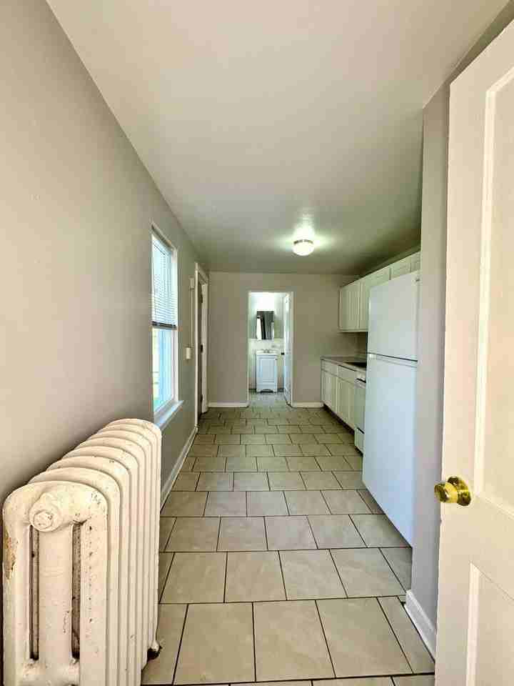 7 E Isabella Ave - Photo 7 of 10