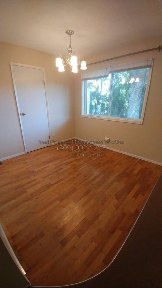 1604 W 7th Pl - Photo 5 of 15