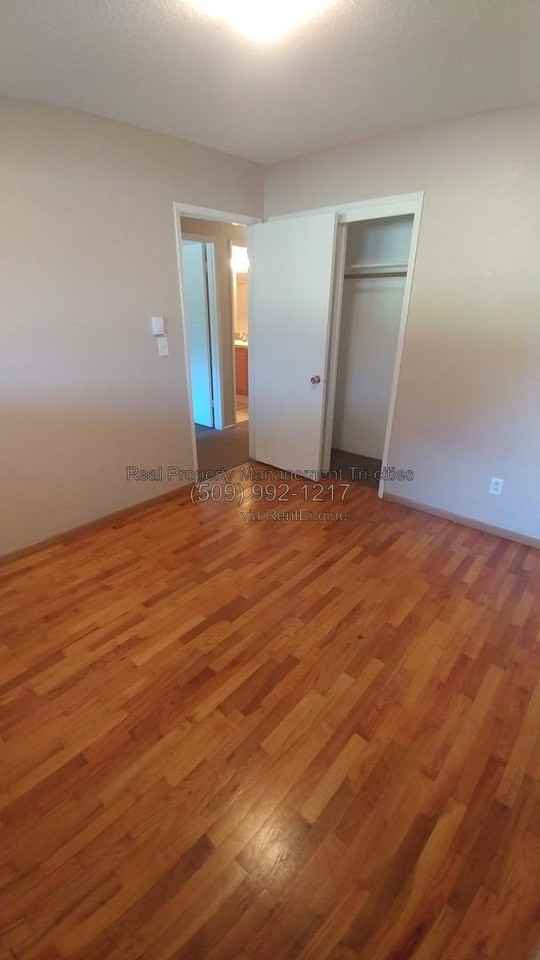 1604 W 7th Pl - Photo 6 of 15