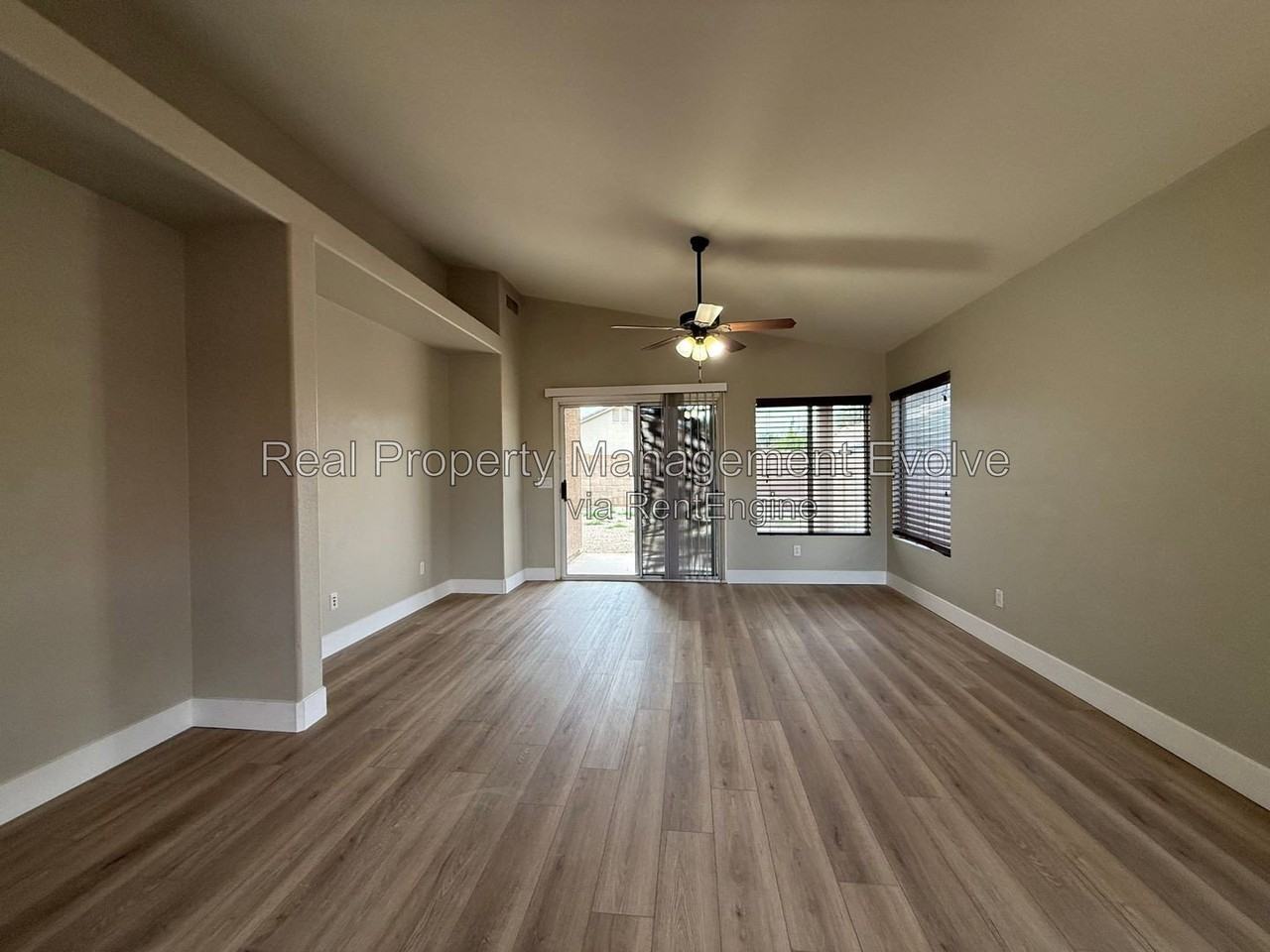 9819 E Kiva Ave - Photo 4 of 30