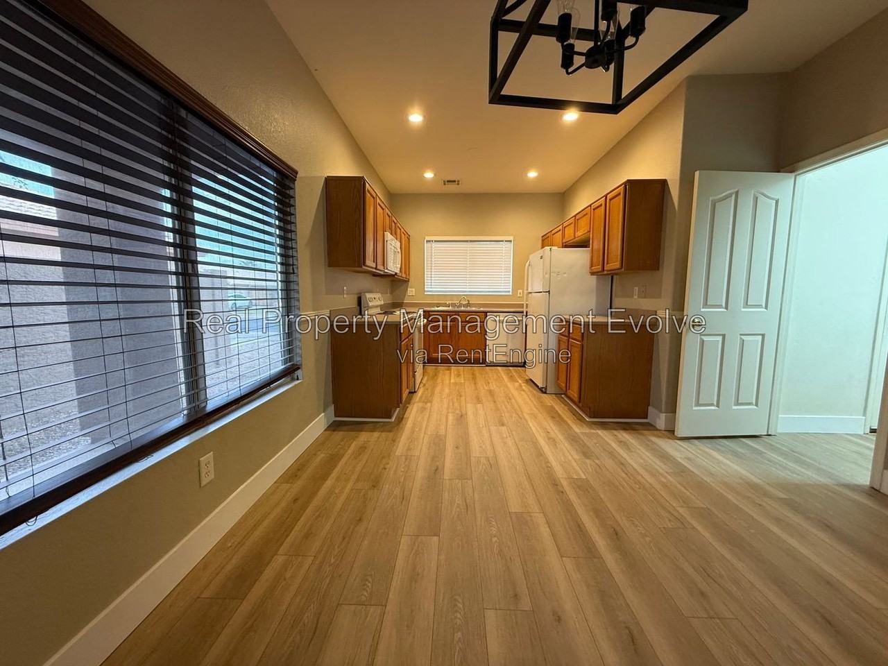 9819 E Kiva Ave - Photo 7 of 30