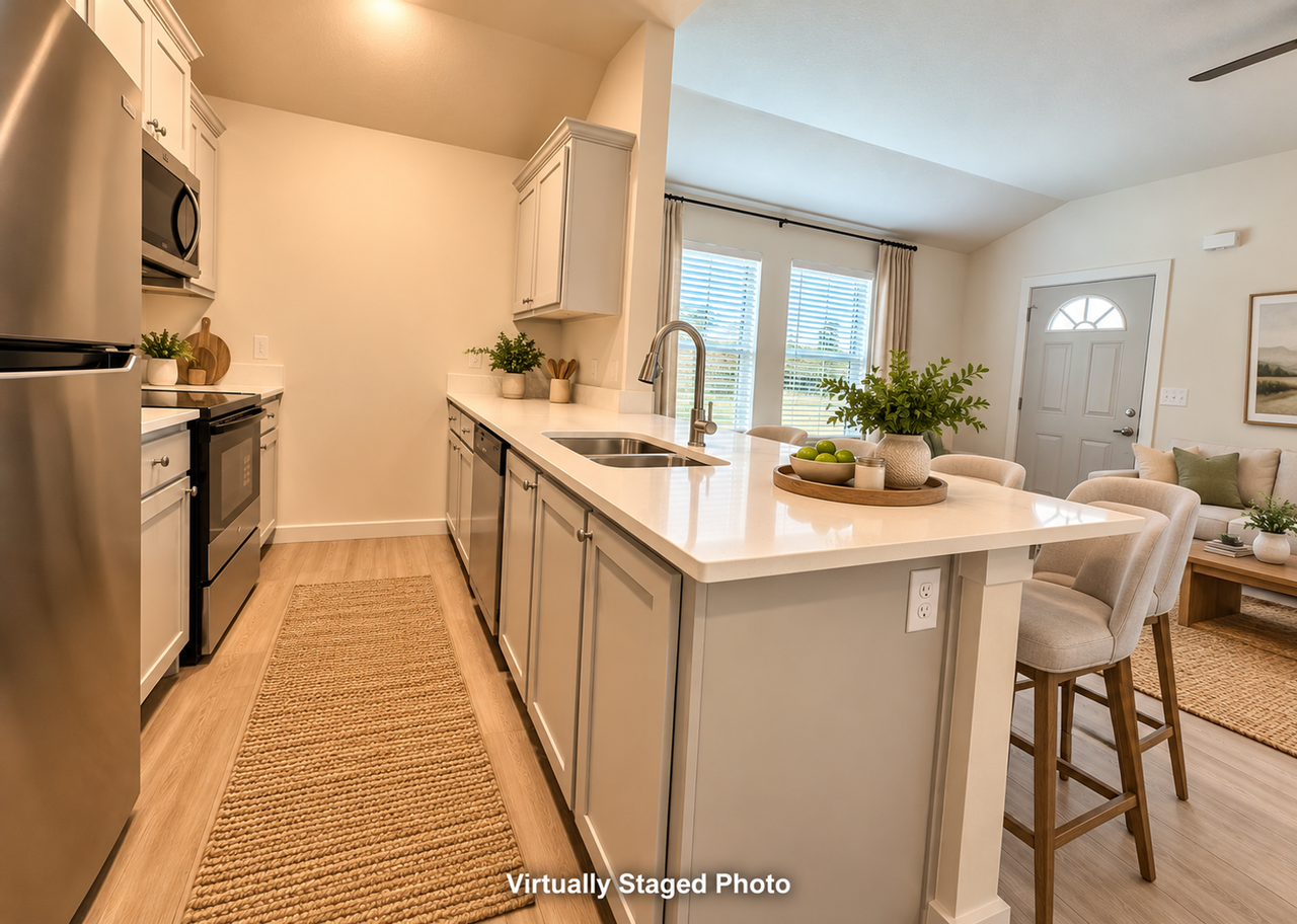 2123 Sw Mckinley Ave #2 - Photo 6 of 19