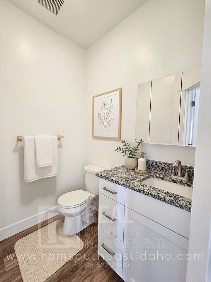 519 Tiller Ave - Photo 6 of 29