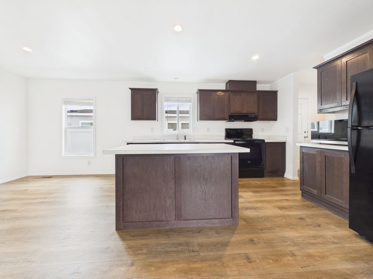 2681 E Edison Ave #22 - Photo 4 of 19