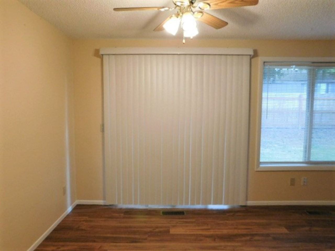 5127 Sprice Ct Se - Photo 6 of 33